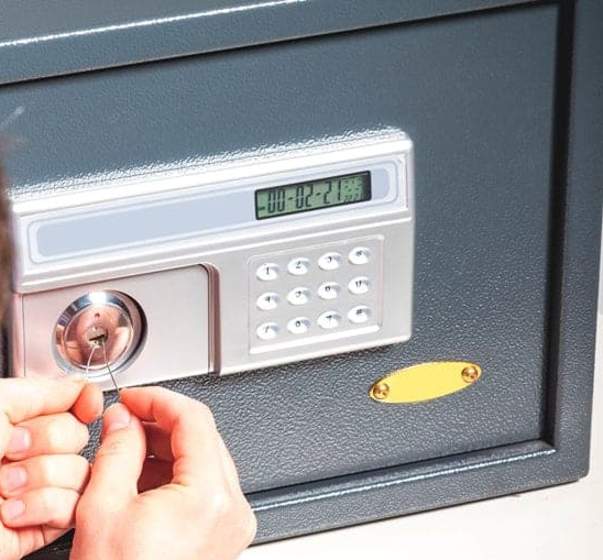 Відкриття сейфів у Харкові