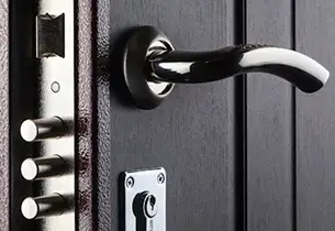 Відкриття личинки Mul-T-Lock у центрі Харкова