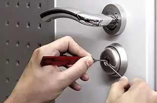 установка замка