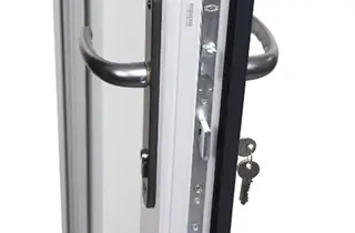 установка замка